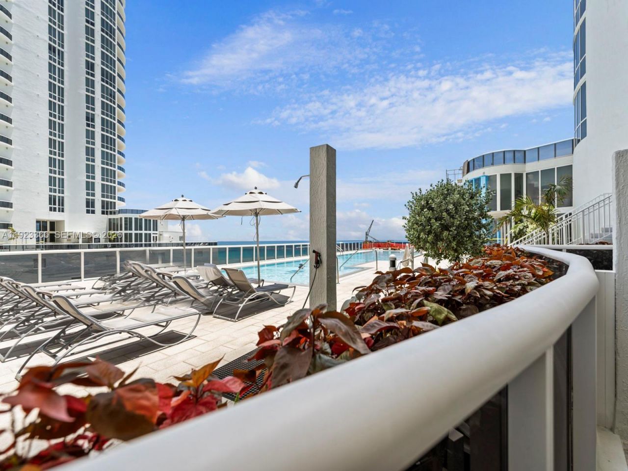 15901 Collins Ave, Unit 403, Sunny Isles Beach, FL 33160 Photo