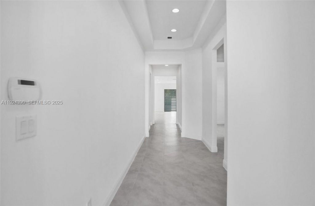 8450 NW 39th Ct, Unit 8450, Coral Springs, FL 33065 Photo