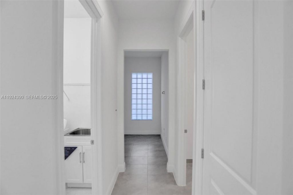 8450 NW 39th Ct, Unit 8450, Coral Springs, FL 33065 Photo