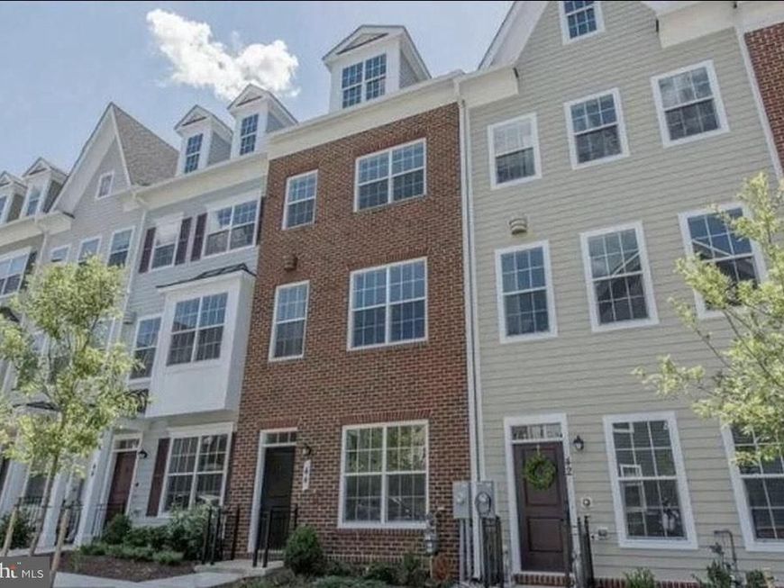 44 Linden Place, Towson, MD 21286 Main Photo