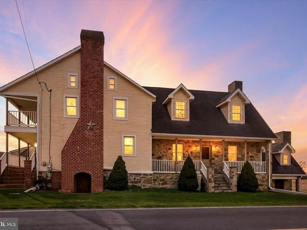 2894 OXFORD ROAD, NEW OXFORD, PA 17350