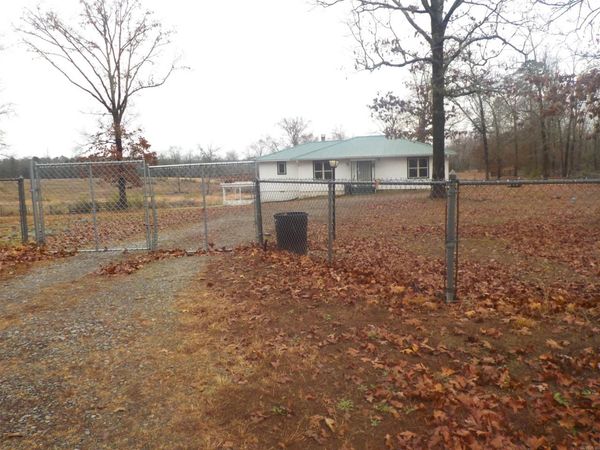 4 Friendship Road, Rose Bud, AR 72137