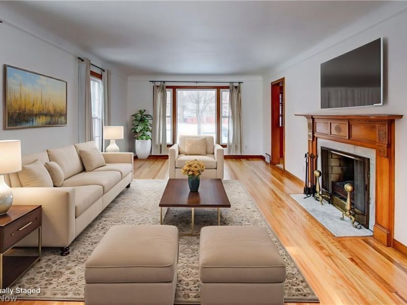 20825 Fairmount Boulevard, Cleveland, OH 44118 Photo 4