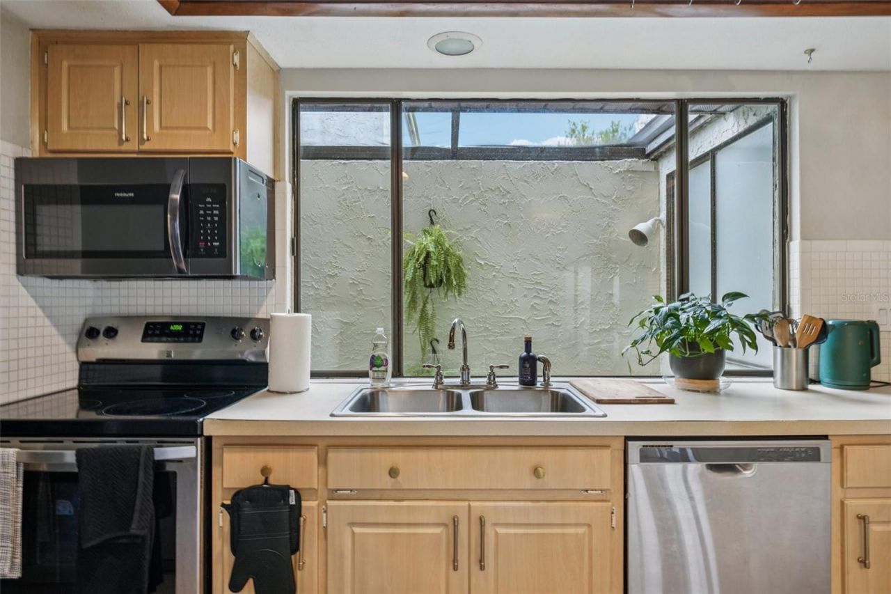 12824 Settlers Drive, Hudson, FL 34667 Photo