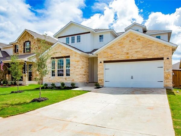 112 Rebel Red RD, Liberty Hill, TX 78642