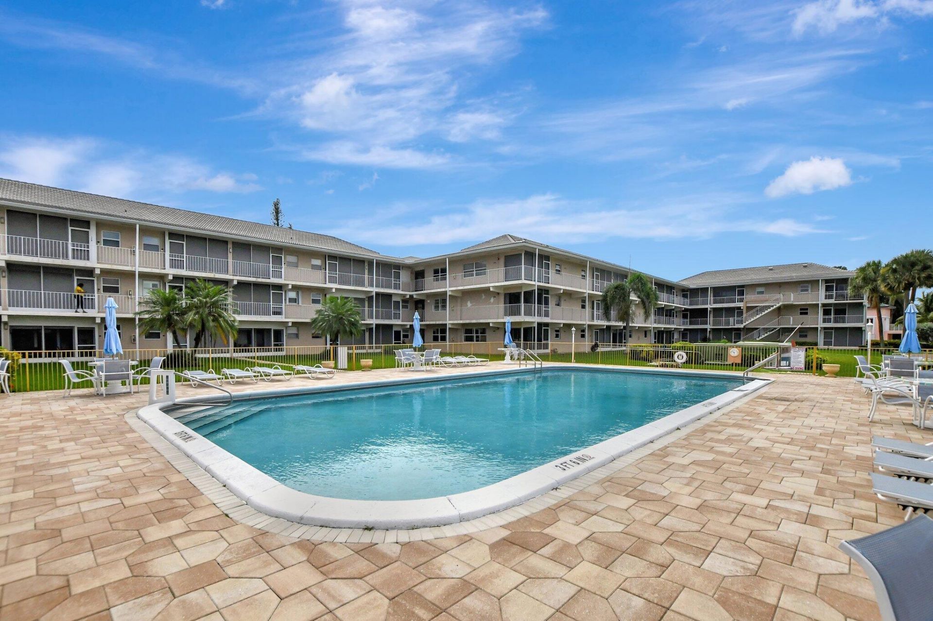 745 SE 19th Avenue, Unit 124, Deerfield Beach, FL 33441 Photo