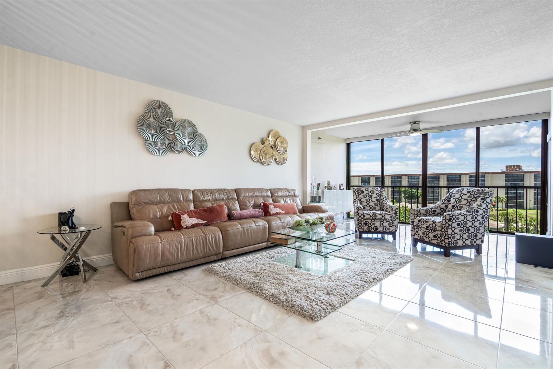 7290 Kinghurst Drive, Unit 607, Delray Beach, FL 33446 Photo