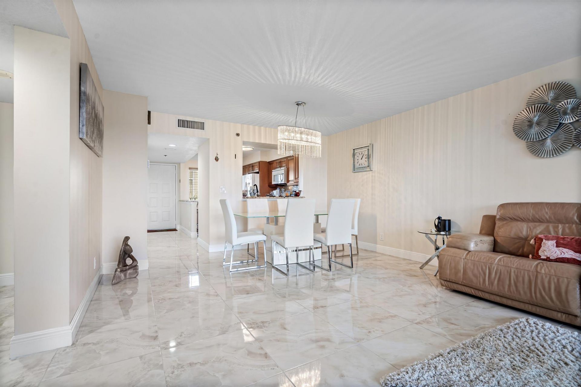 7290 Kinghurst Drive, Unit 607, Delray Beach, FL 33446 Photo