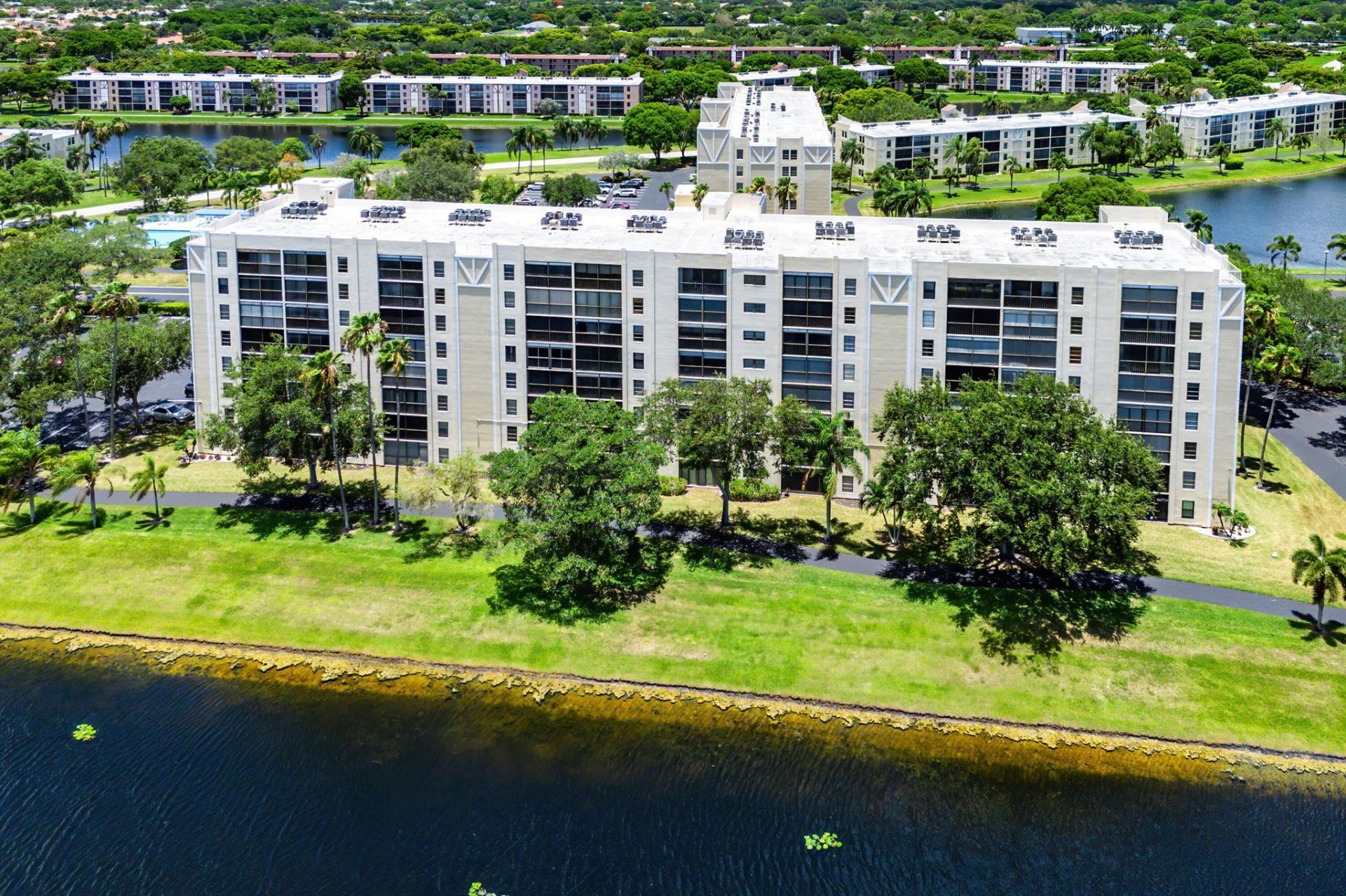 7290 Kinghurst Drive, Unit 607, Delray Beach, FL 33446 Photo
