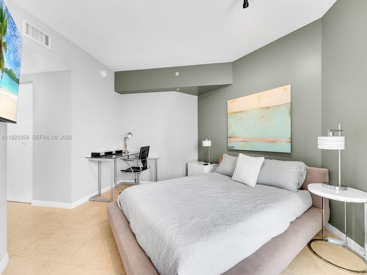 16699 Collins Ave, Unit 2906, Sunny Isles Beach, FL 33160 Photo