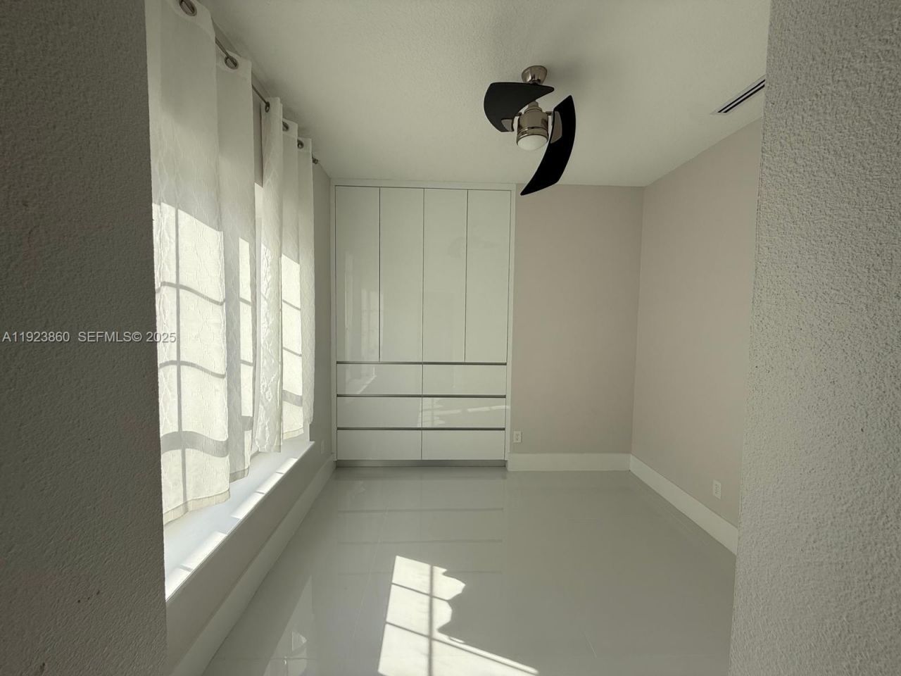 6878 Lake Carlisle Blvd, Orlando, FL 32829 Photo