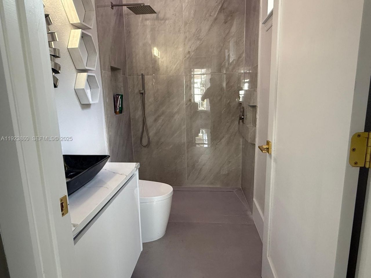 6878 Lake Carlisle Blvd, Orlando, FL 32829 Photo