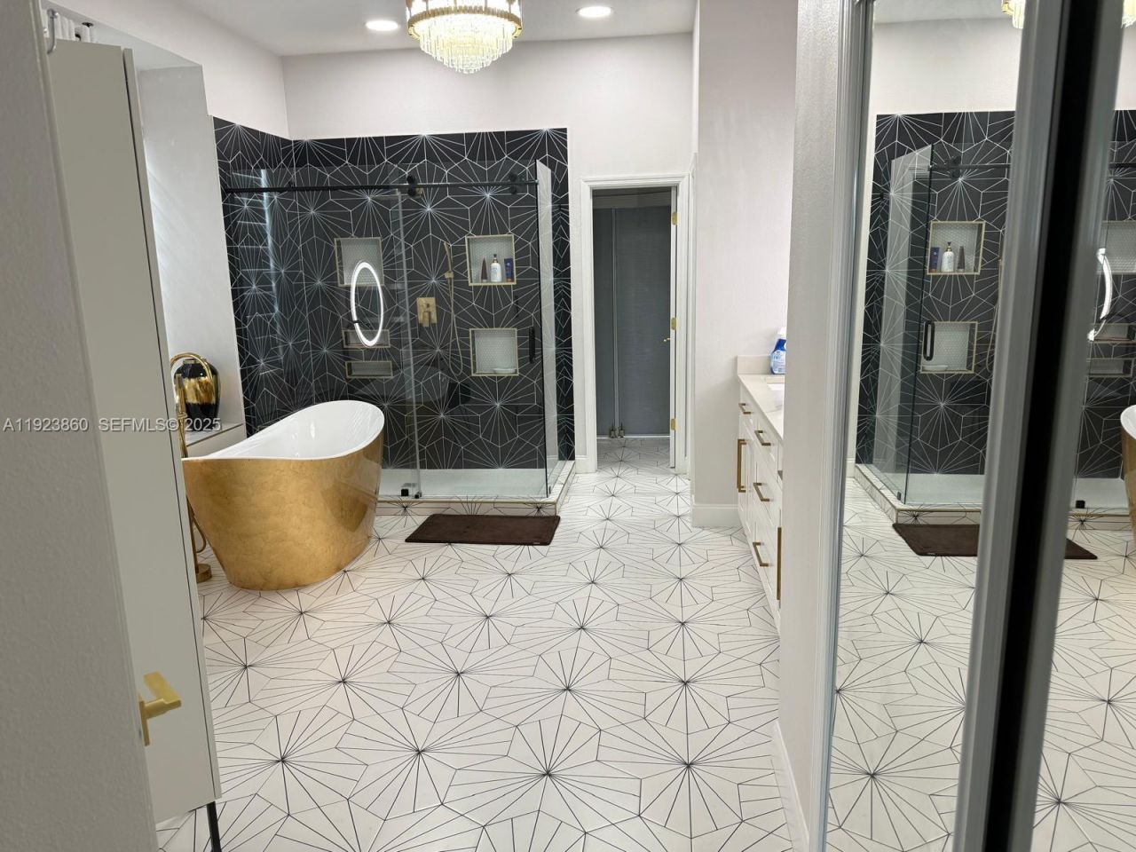 6878 Lake Carlisle Blvd, Orlando, FL 32829 Photo