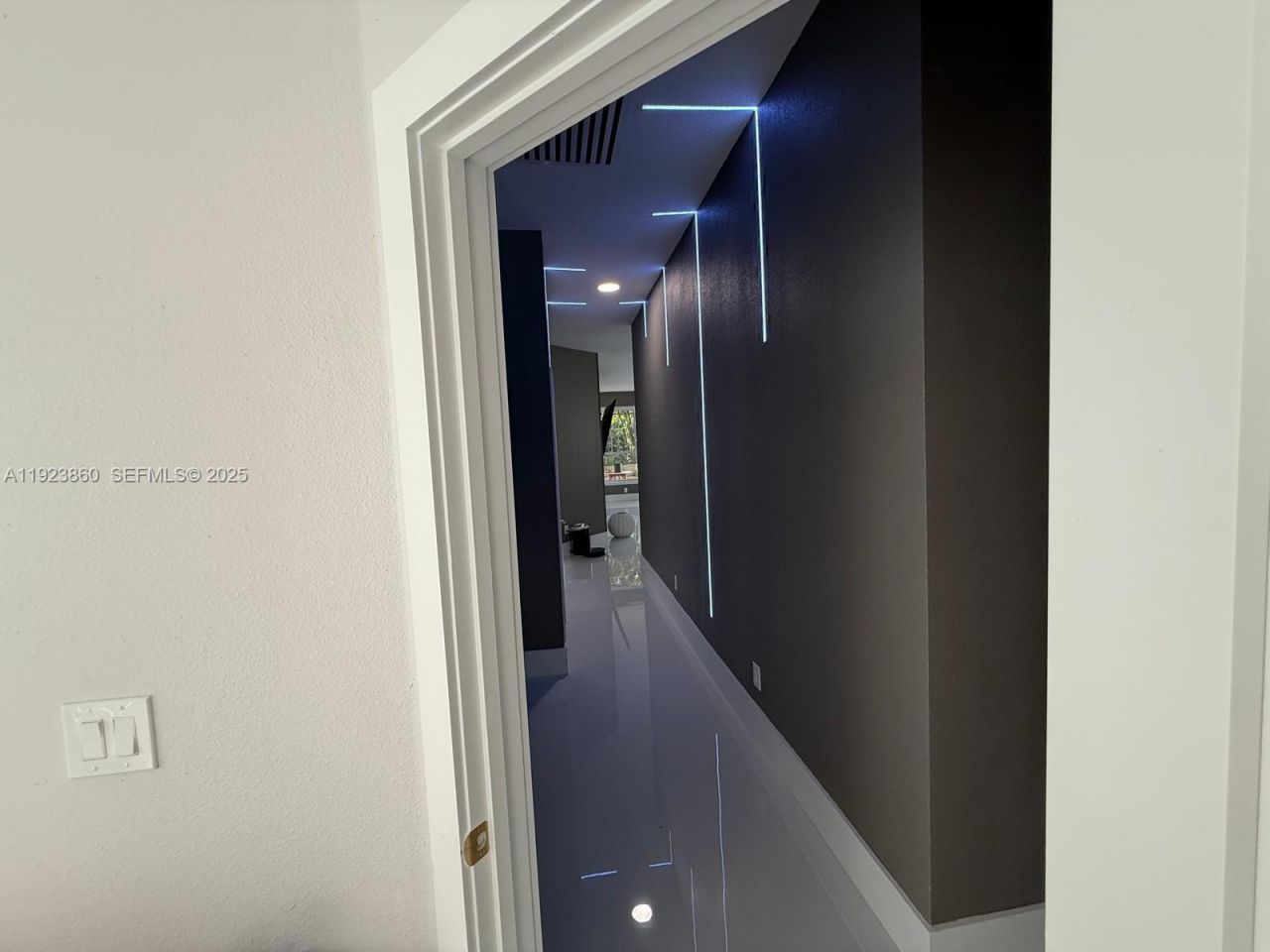 6878 Lake Carlisle Blvd, Orlando, FL 32829 Photo