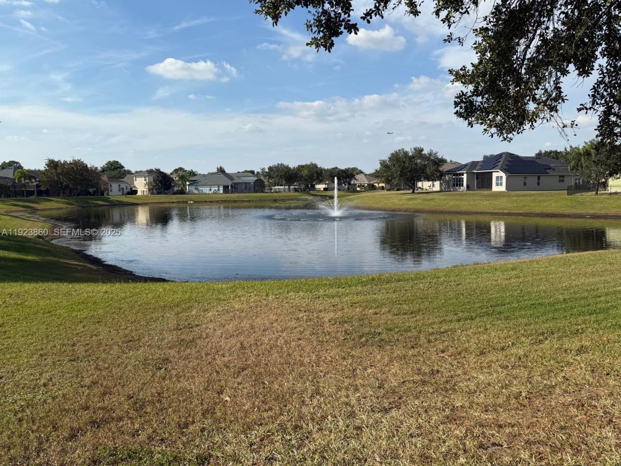 6878 Lake Carlisle Blvd, Orlando, FL 32829 Photo