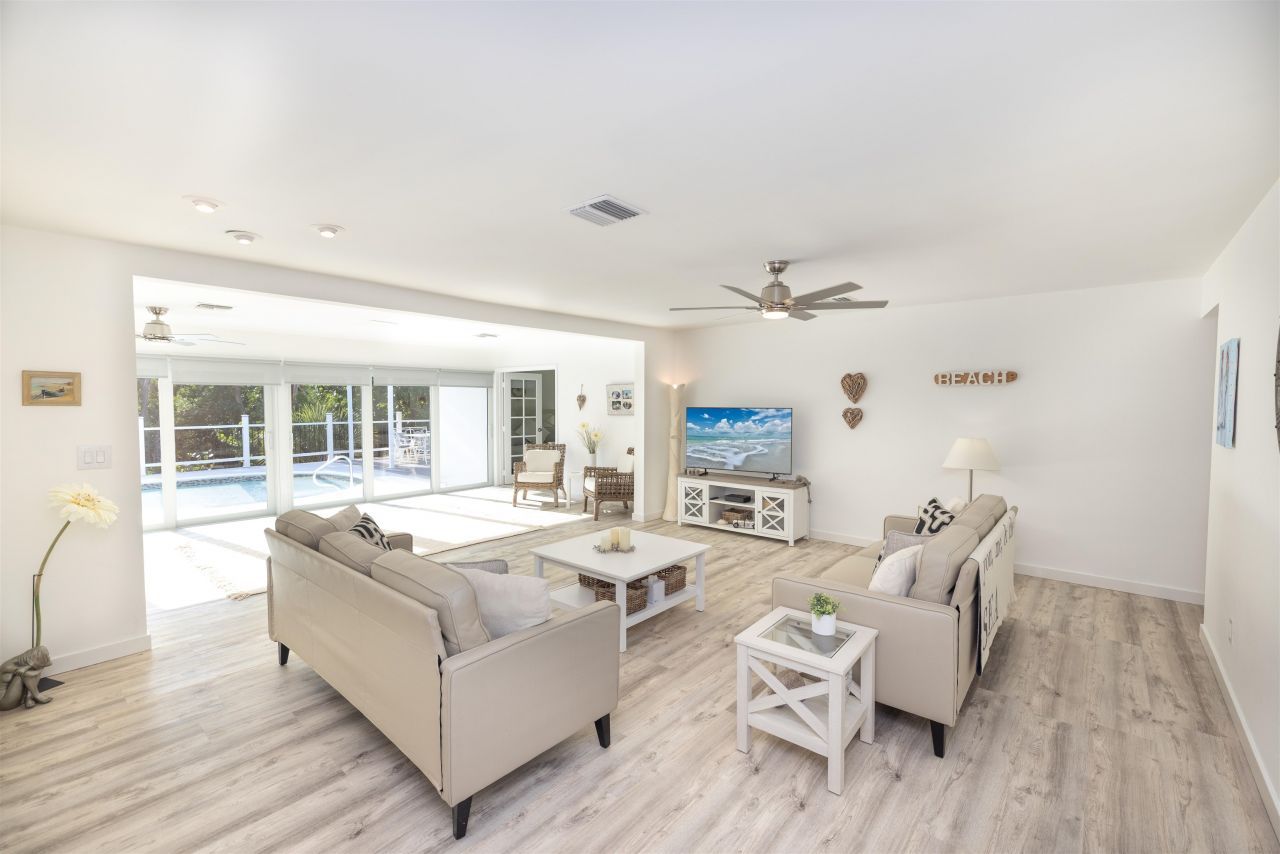 4639 Brainard Bayou Rd, Sanibel, FL 33957 Photo
