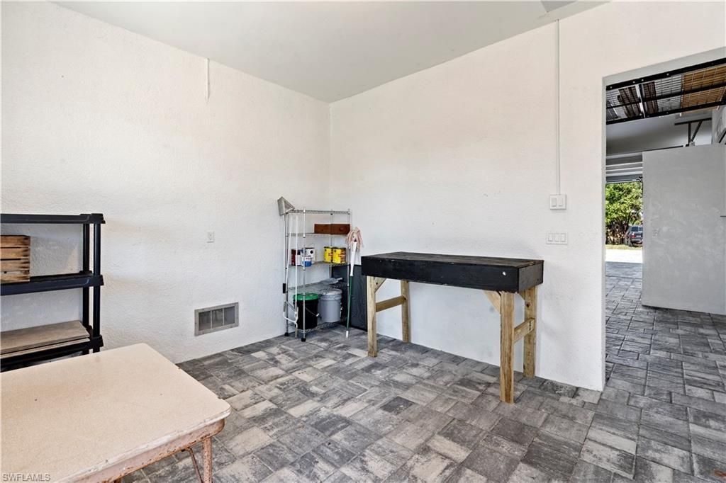 566 Coconut Ave, Goodland, FL 34140 Photo