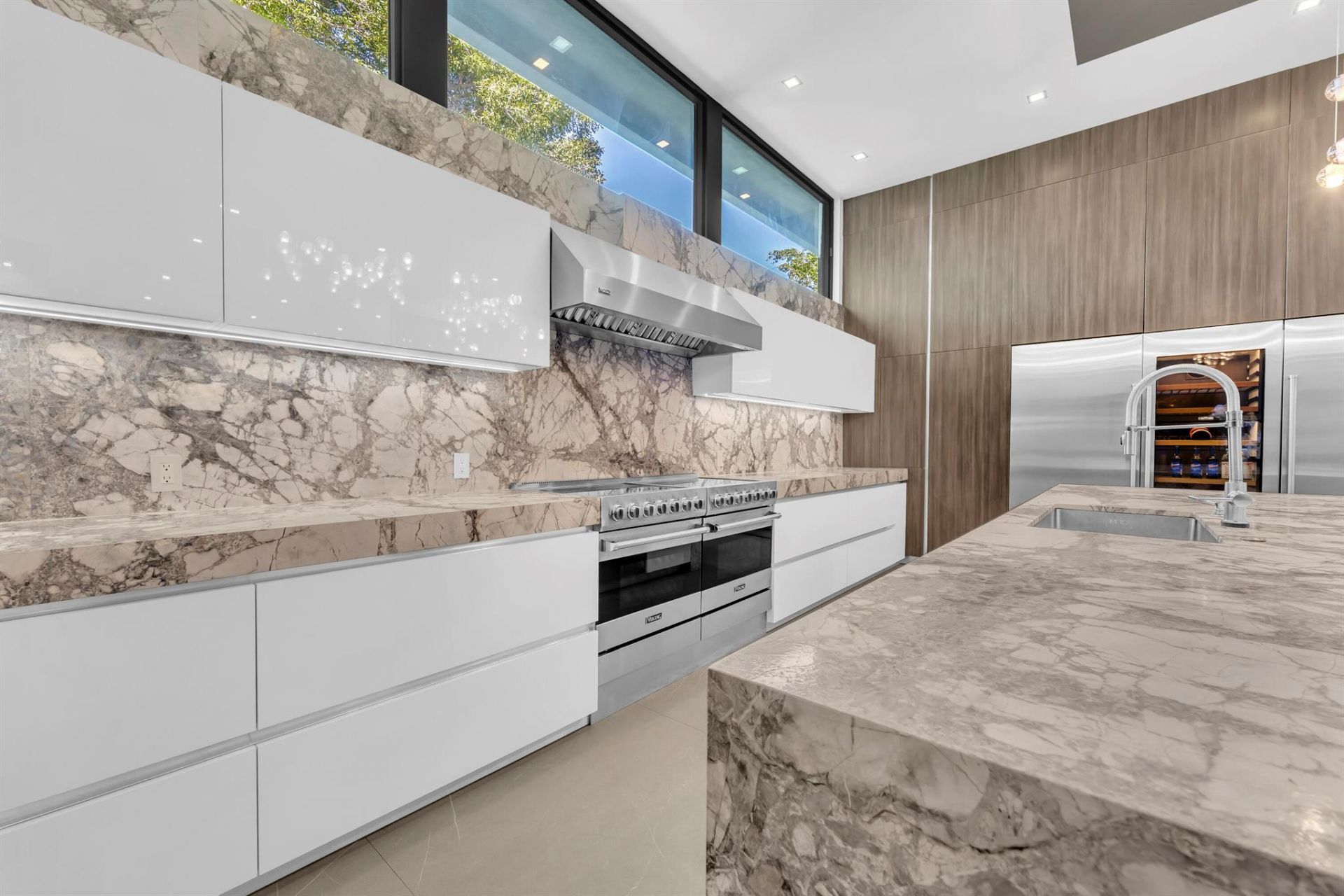 2401 NE 13th Street, Fort Lauderdale, FL 33304 Photo