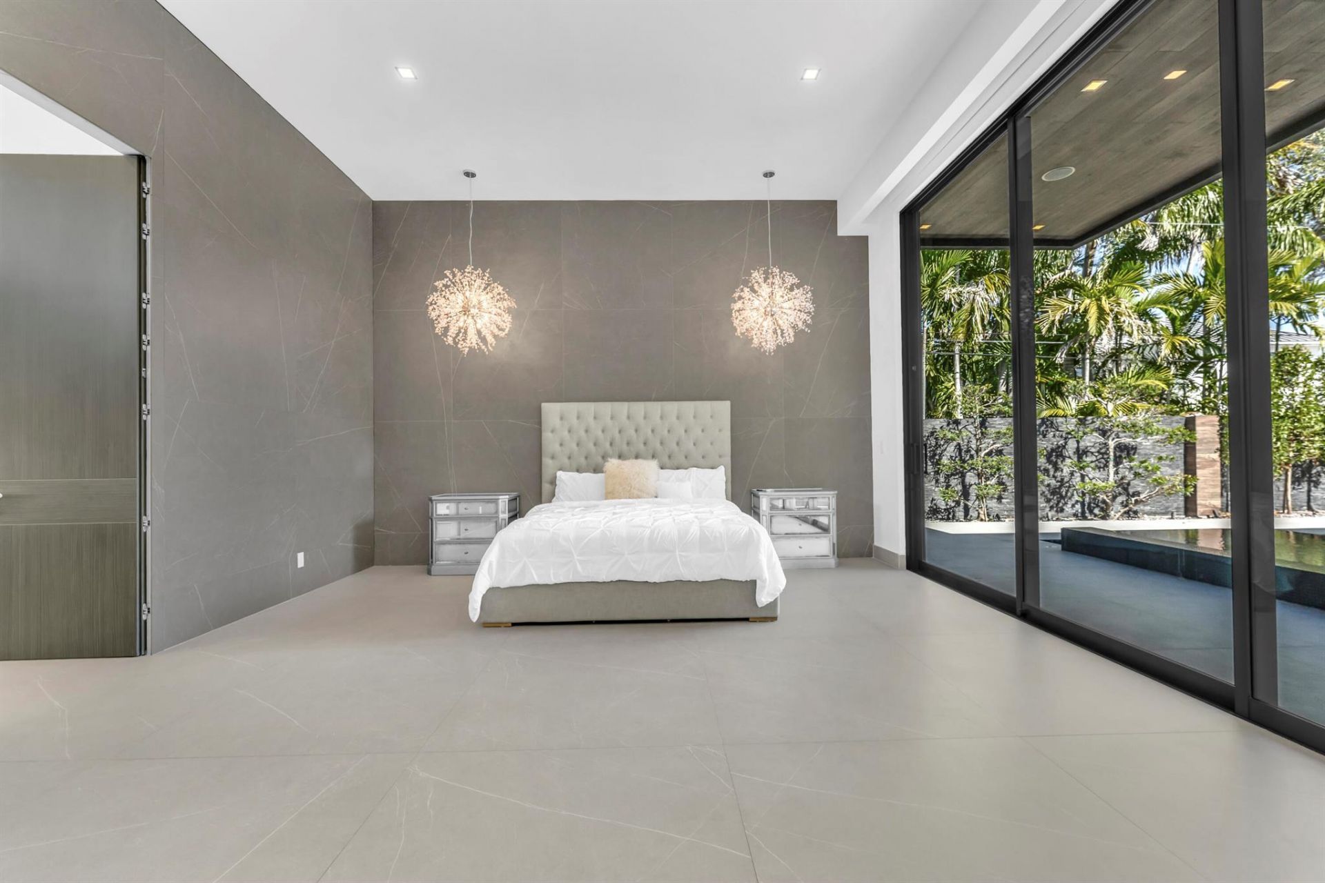 2401 NE 13th Street, Fort Lauderdale, FL 33304 Photo