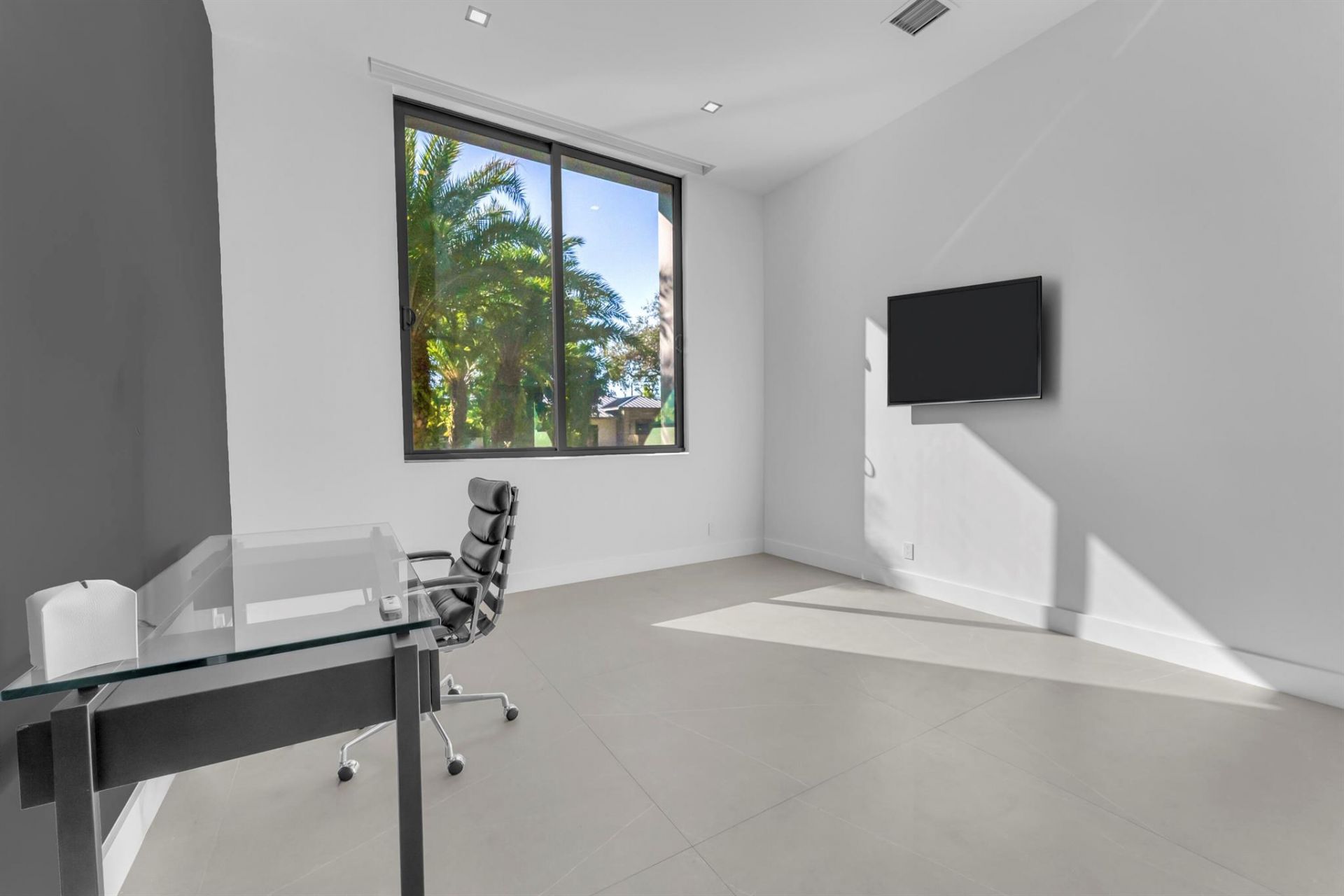 2401 NE 13th Street, Fort Lauderdale, FL 33304 Photo