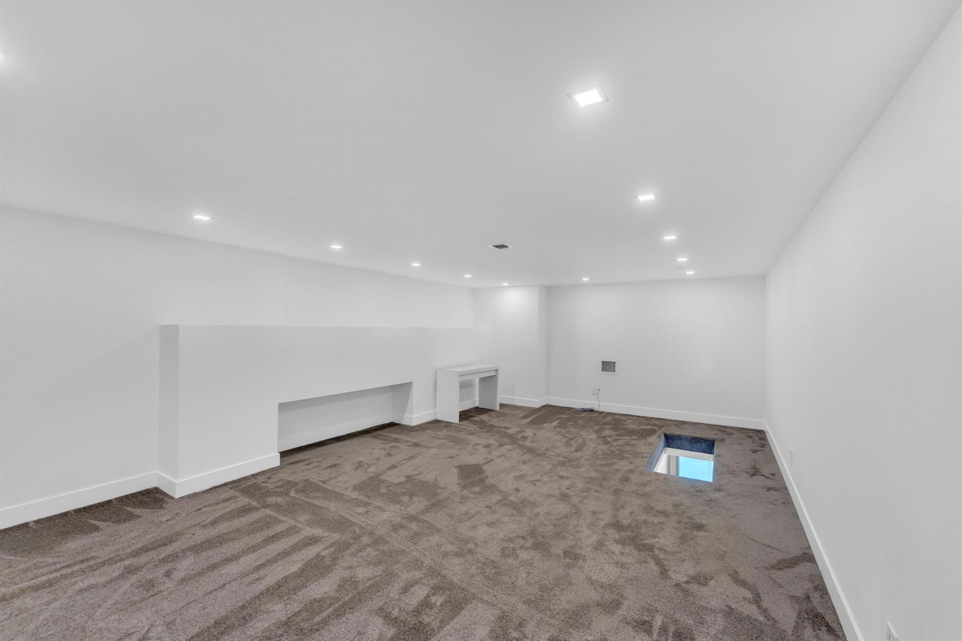 2401 NE 13th Street, Fort Lauderdale, FL 33304 Photo