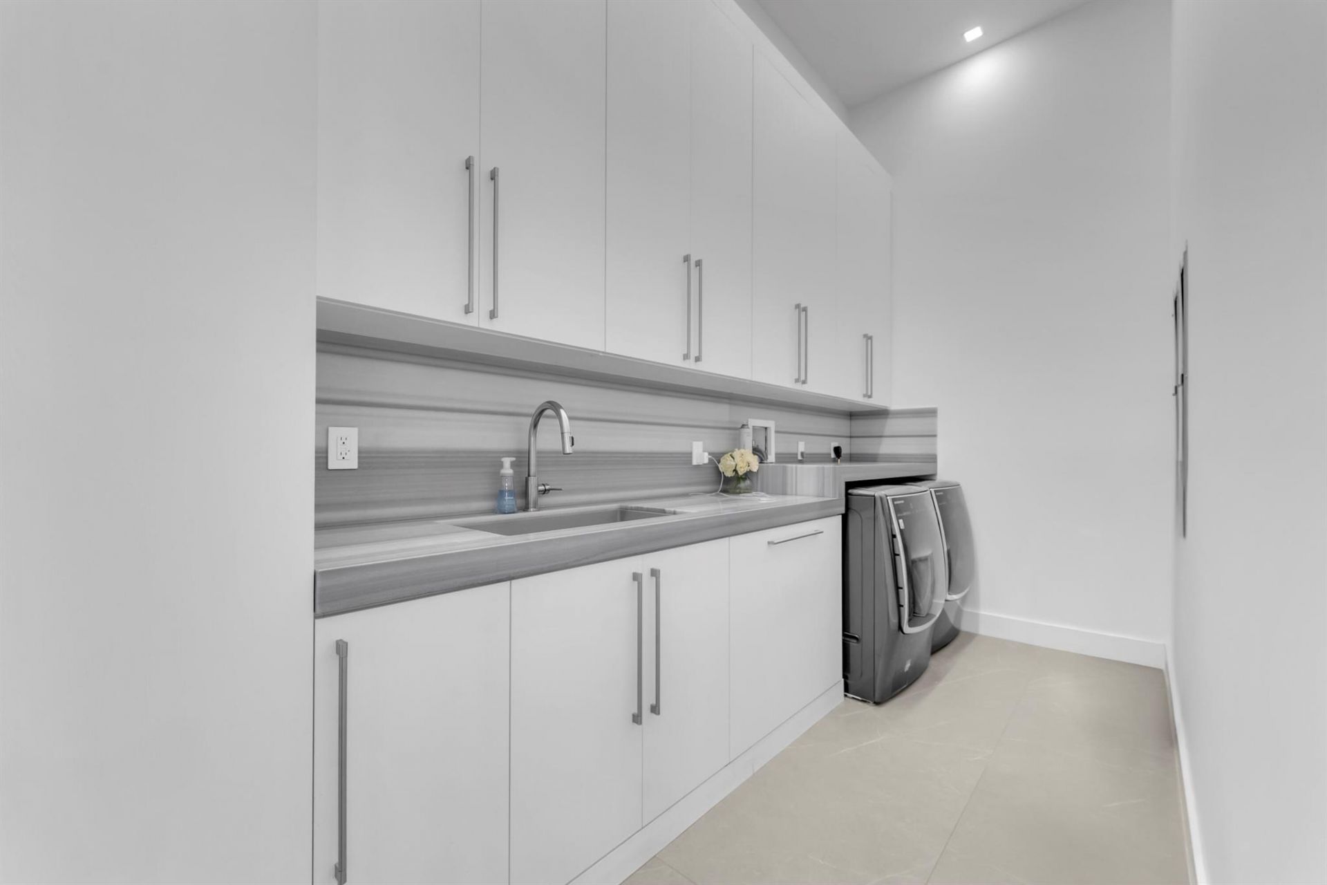 2401 NE 13th Street, Fort Lauderdale, FL 33304 Photo