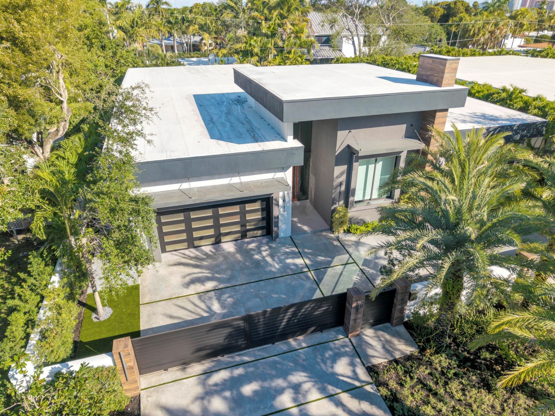 2401 NE 13th Street, Fort Lauderdale, FL 33304 Photo