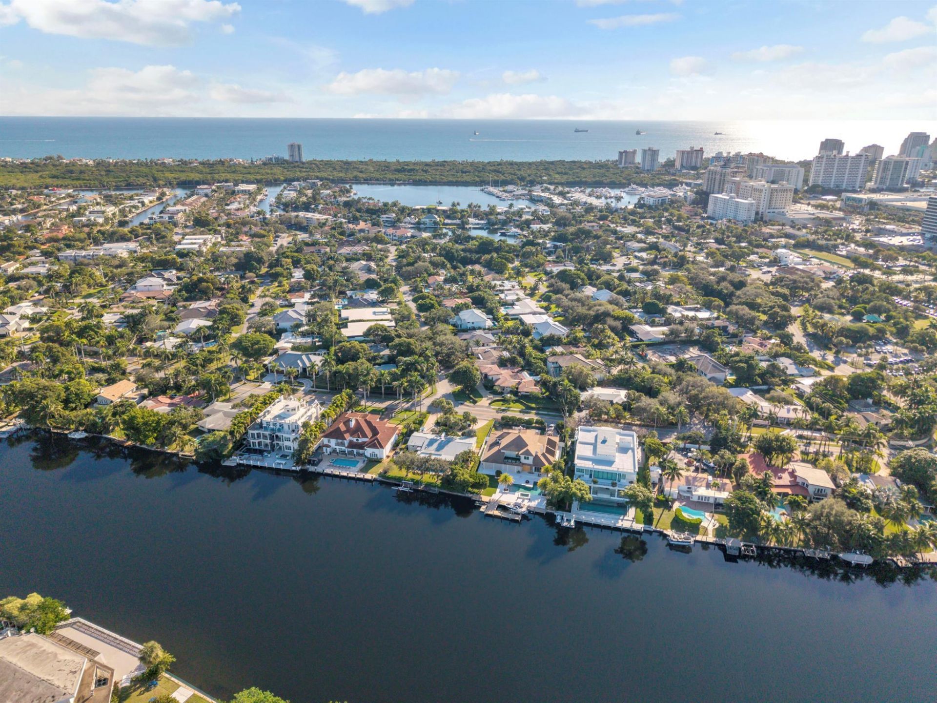 2401 NE 13th Street, Fort Lauderdale, FL 33304 Photo