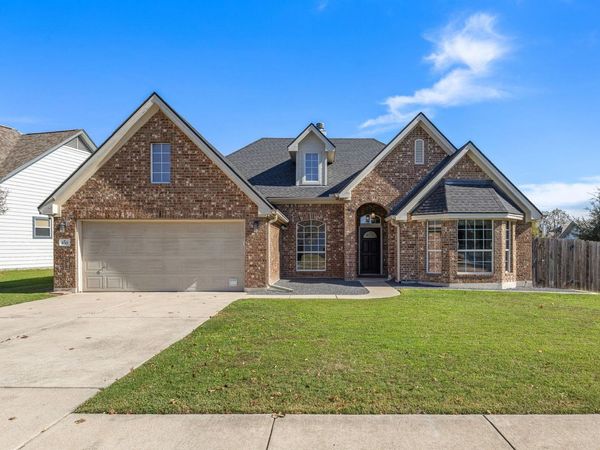 100 Whitfield ST, Hutto, TX 78634