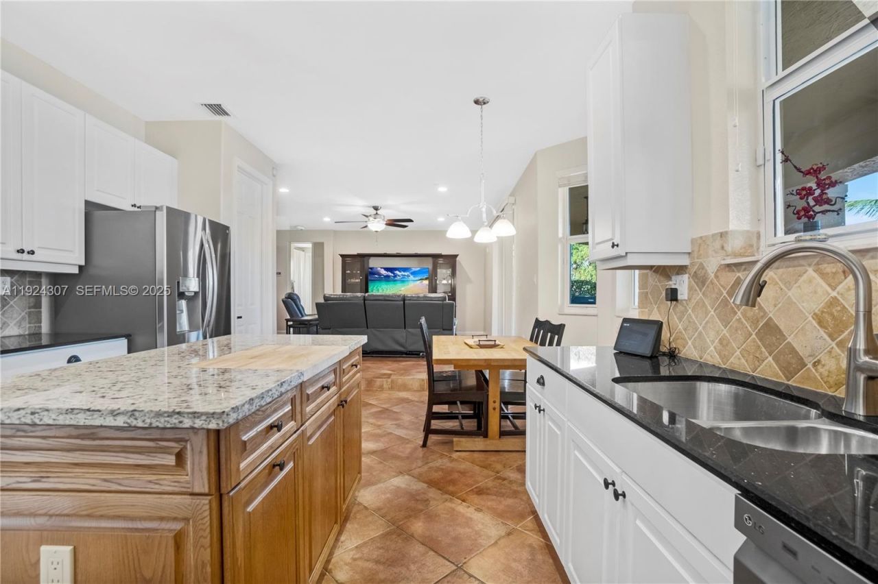 20615 SW 89th Ave, Cutler Bay, FL 33189 Photo