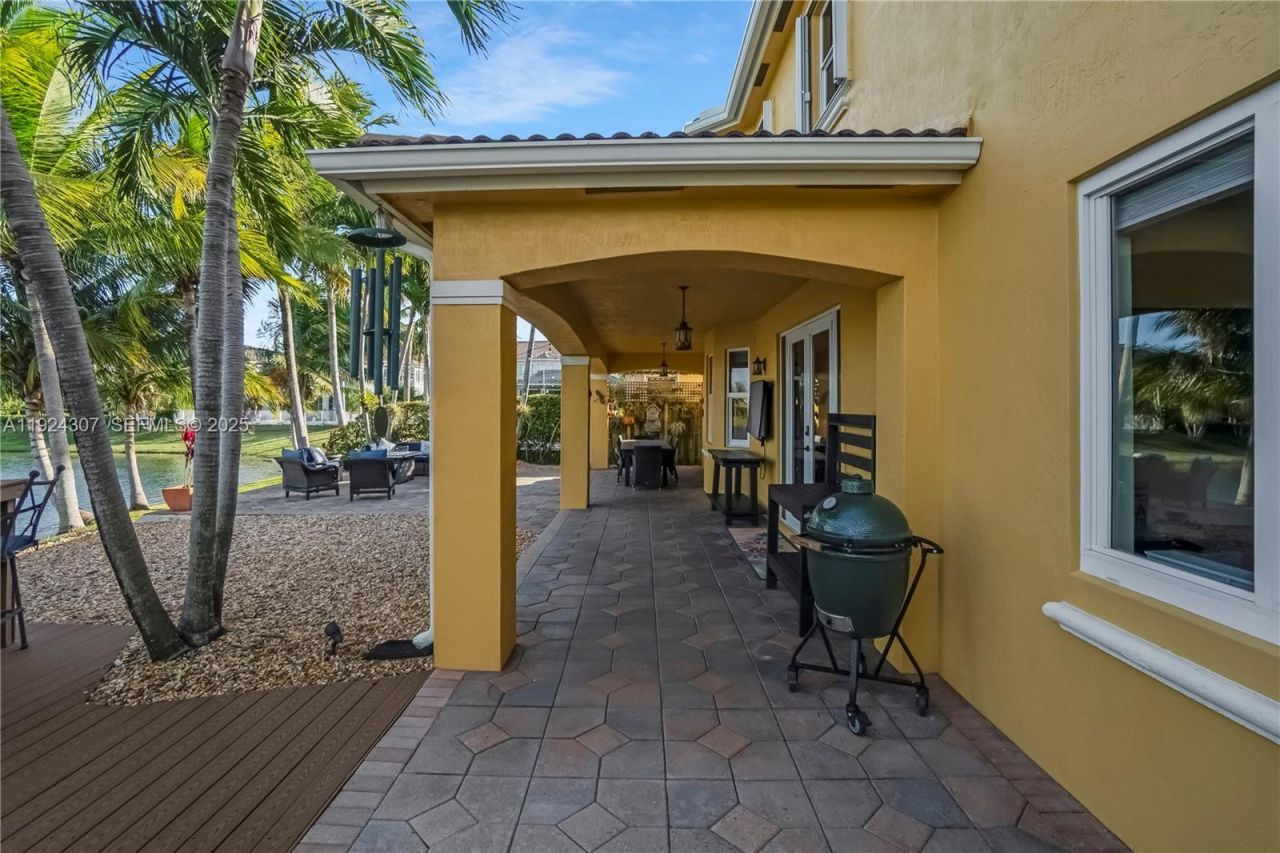 20615 SW 89th Ave, Cutler Bay, FL 33189 Photo