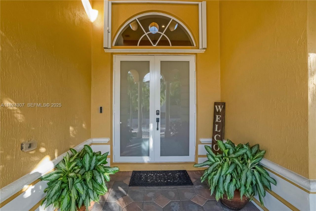 20615 SW 89th Ave, Cutler Bay, FL 33189 Photo