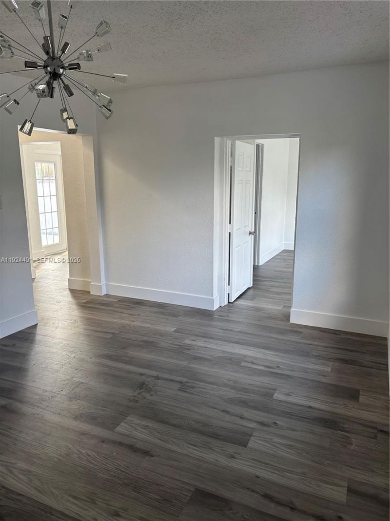 354 E 50th St, Hialeah, FL 33013 Photo