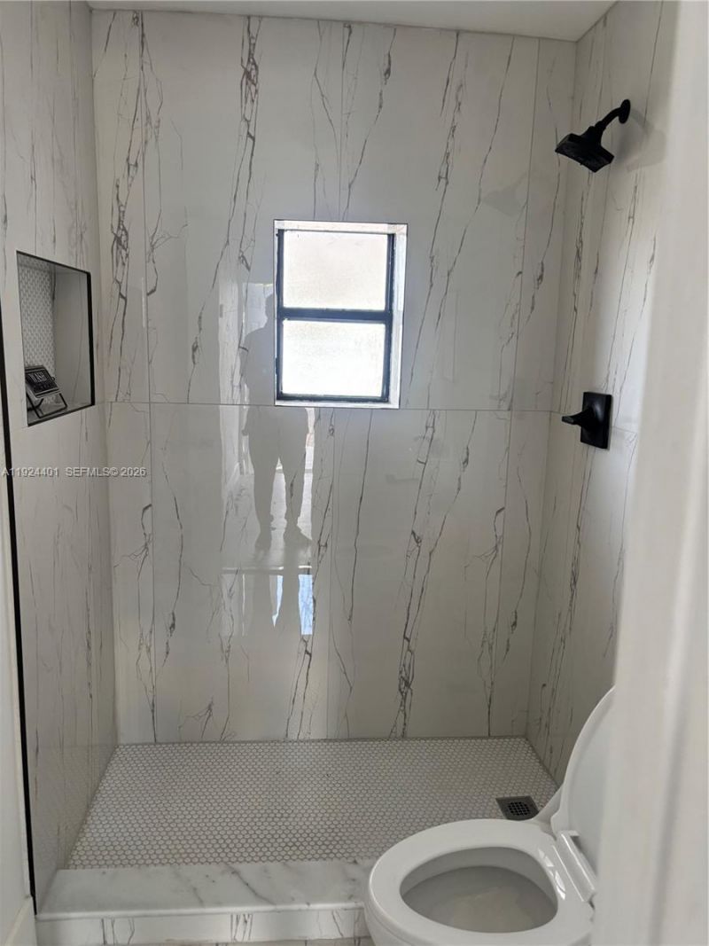 354 E 50th St, Hialeah, FL 33013 Photo