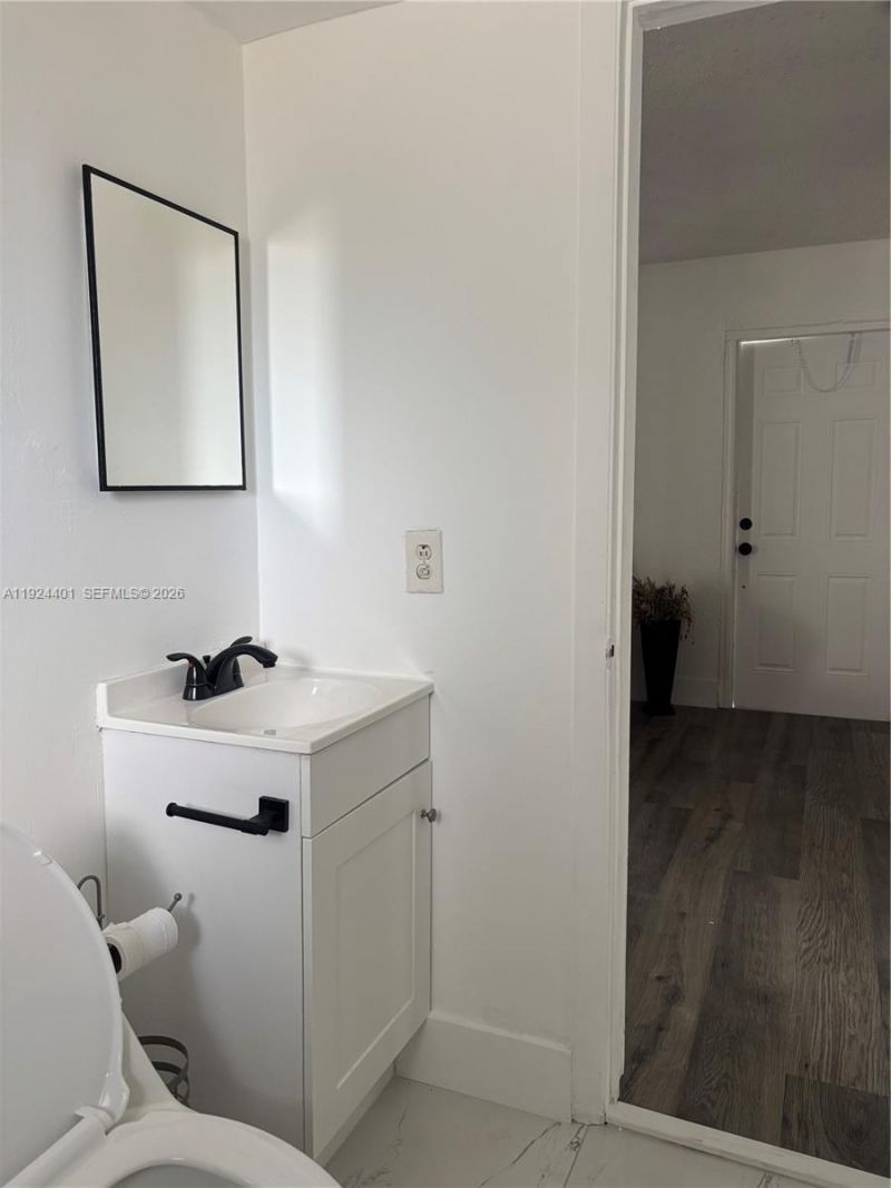 354 E 50th St, Hialeah, FL 33013 Photo