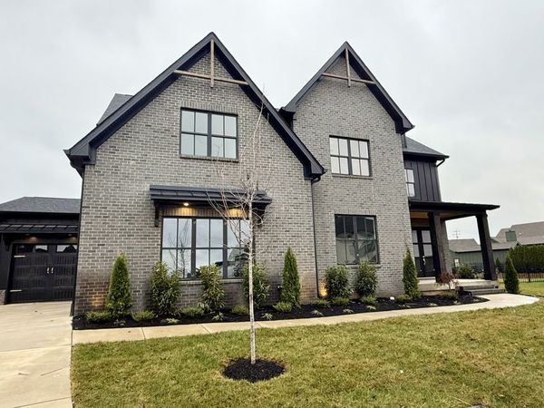 5732 Eaglemont Dr, Murfreesboro, TN 37129