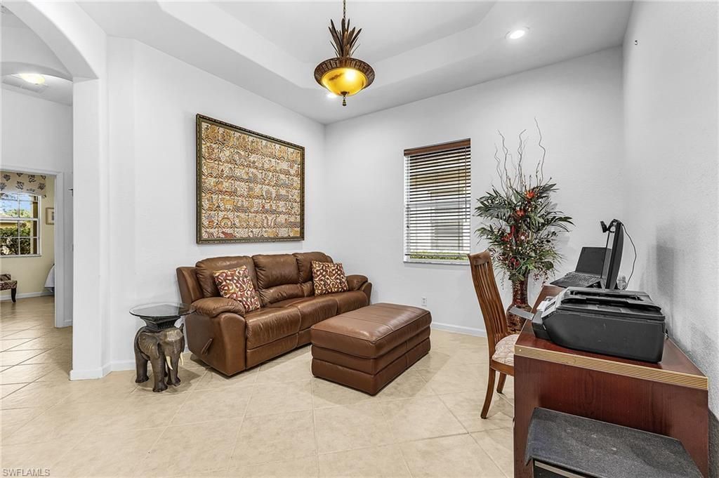 3900 Lakeview Isle Ct, Fort Myers, FL 33905 Photo