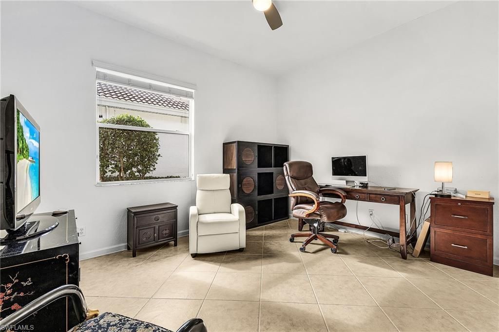 3900 Lakeview Isle Ct, Fort Myers, FL 33905 Photo