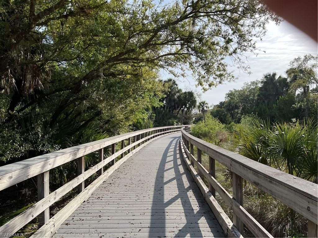 3900 Lakeview Isle Ct, Fort Myers, FL 33905 Photo