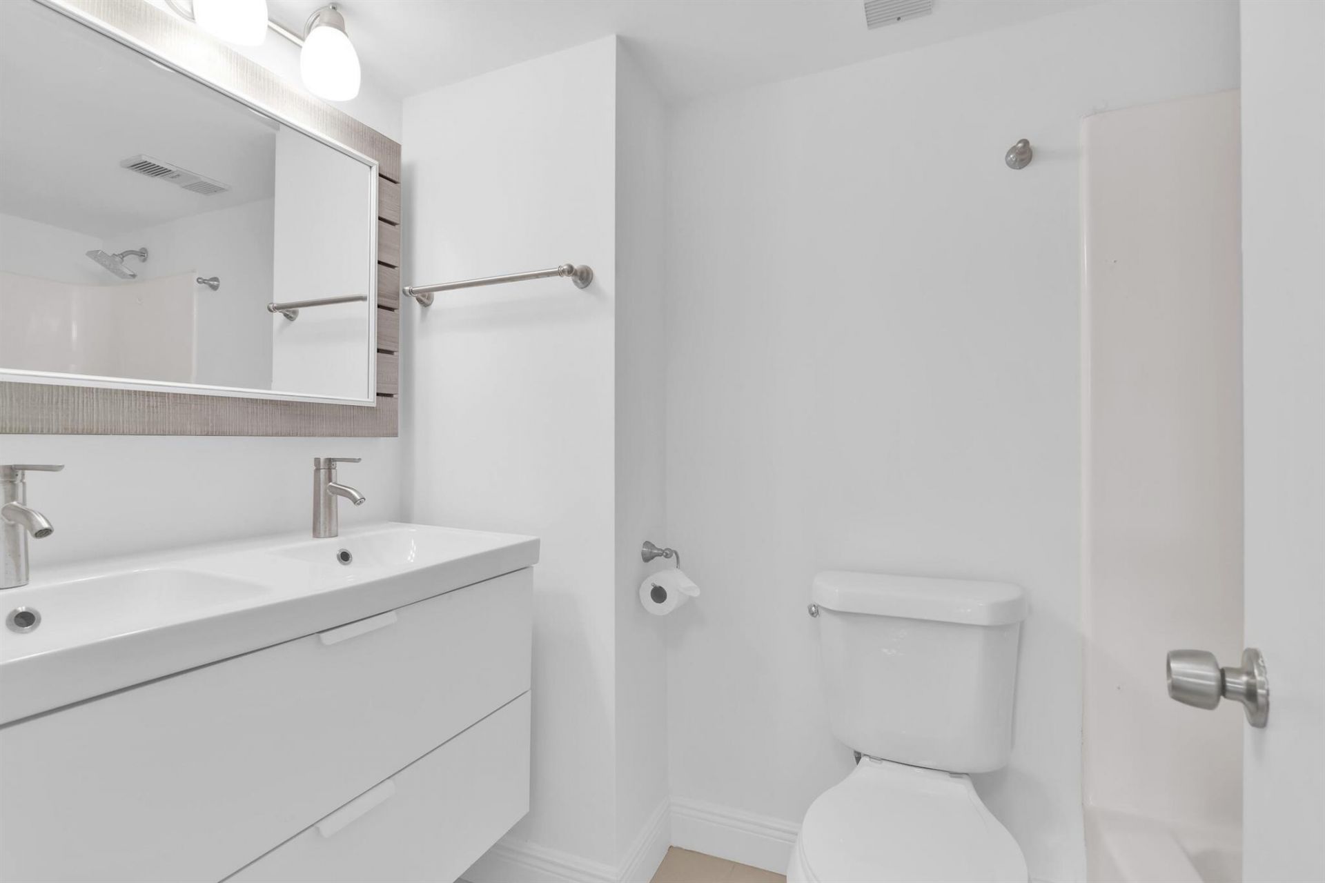 1401 S Federal Highway, Unit 206, Boca Raton, FL 33432 Photo