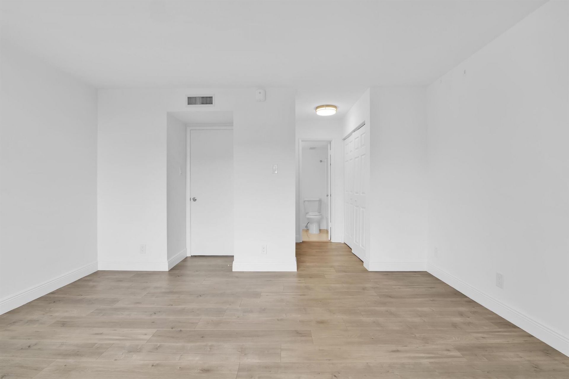 1401 S Federal Highway, Unit 206, Boca Raton, FL 33432 Photo