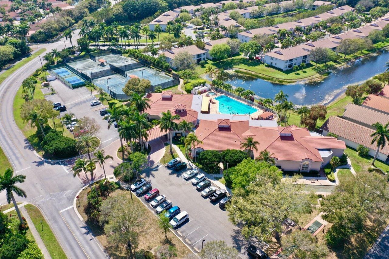 9556 Honeybell Circle, Boynton Beach, FL 33437 Photo