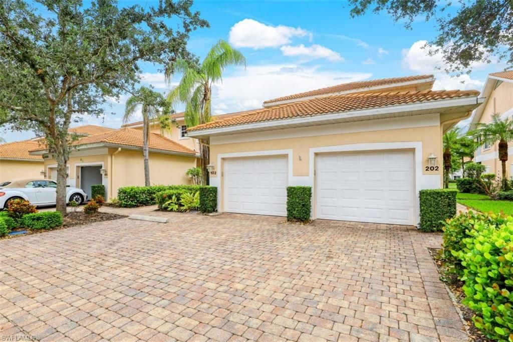 5630 Sherborn Dr, Unit 202, Naples, FL 34110 Photo