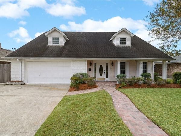 10128 STACY Court, River Ridge, LA 70123