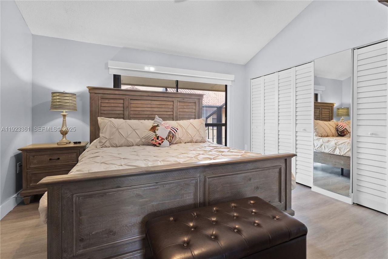 10053 SW 77th Ct, Miami, FL 33156 Photo