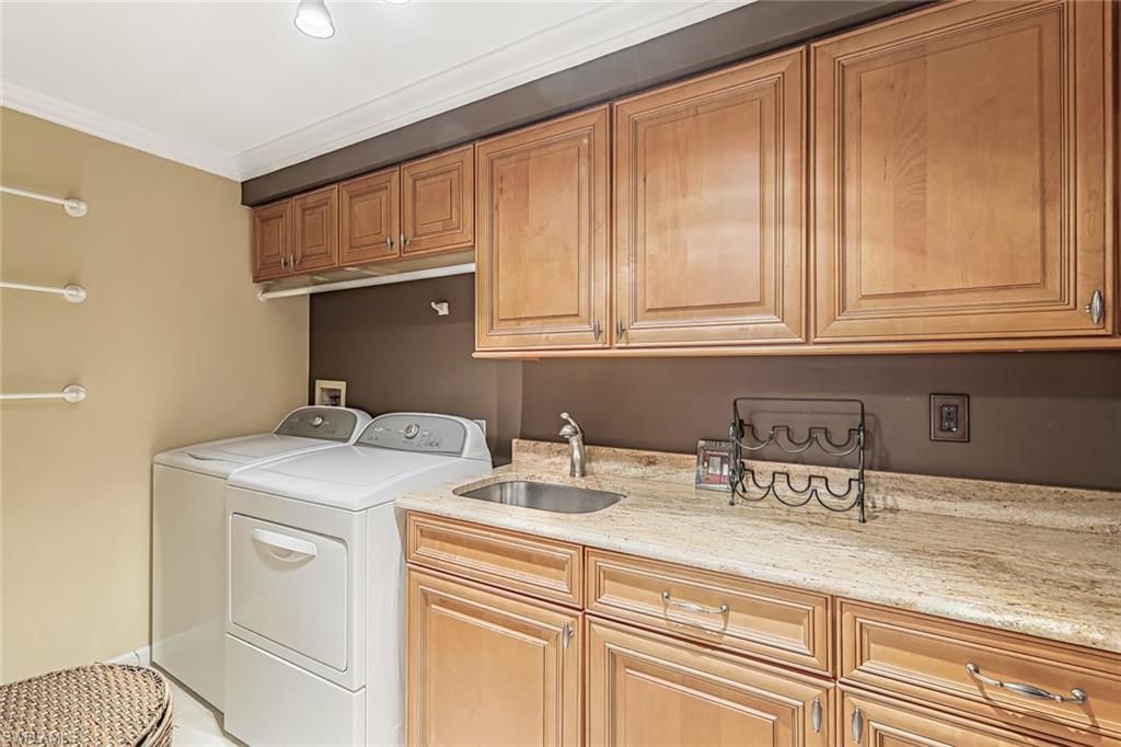 8471 Abbington Cir, Unit 1111, Naples, FL 34108 Photo