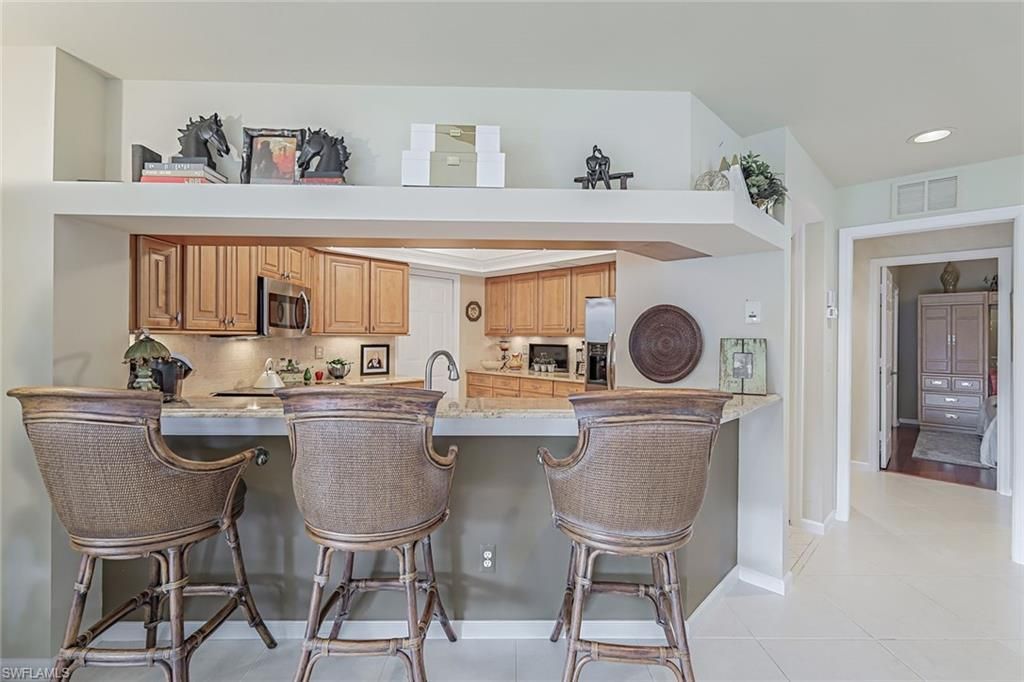 8471 Abbington Cir, Unit 1111, Naples, FL 34108 Photo
