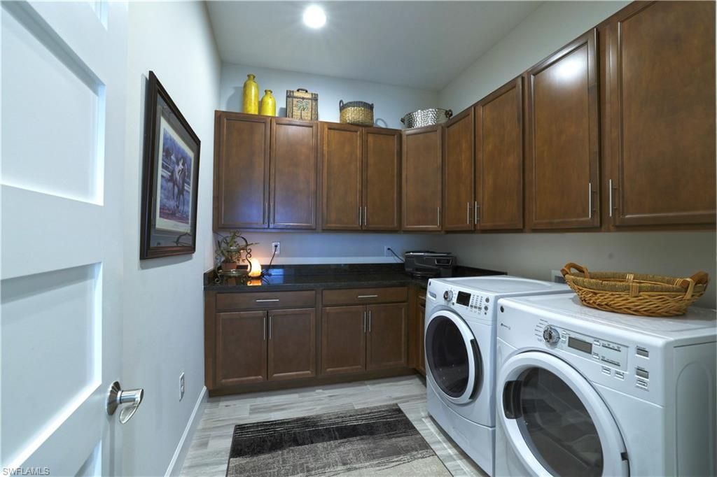 5831 Haiti Dr, Naples, FL 34113 Photo