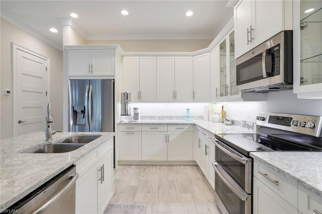 5831 Haiti Dr, Naples, FL 34113 Photo