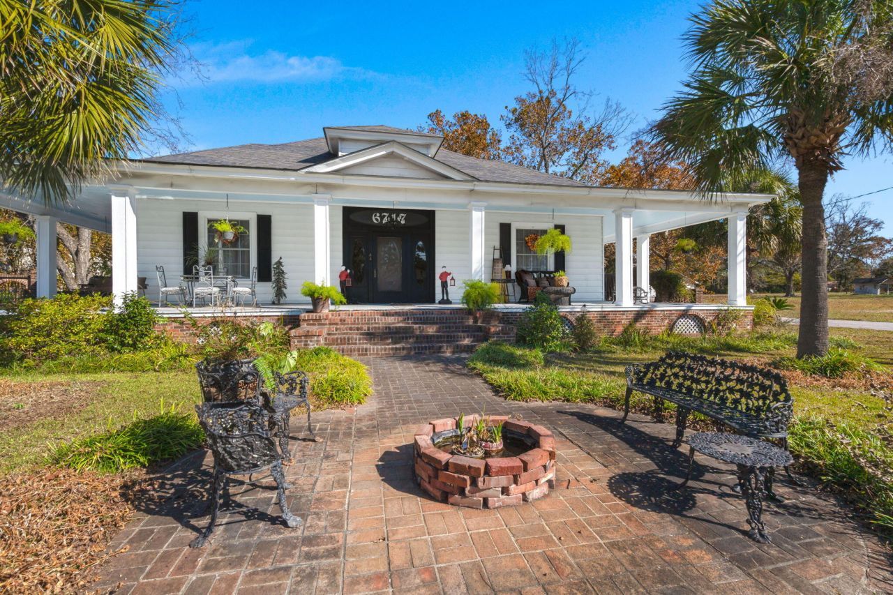 6717 Charleston Highway Photo 1